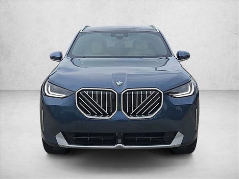 Used 2026 BMW X3 xDrive30i w/ Premium Package AWD/4WD image 5