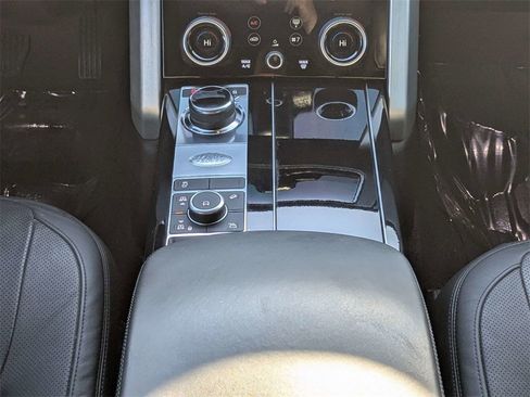Used 2019 Land Rover Range Rover Supercharged image 21