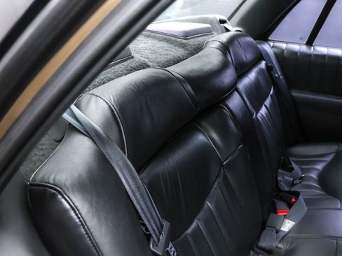 Used 1994 Oldsmobile Cutlass Supreme S image 18