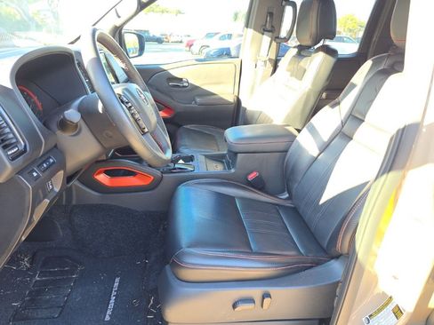 Used 2023 Nissan Frontier Pro-X w/ Pro-X Premium Package image 8