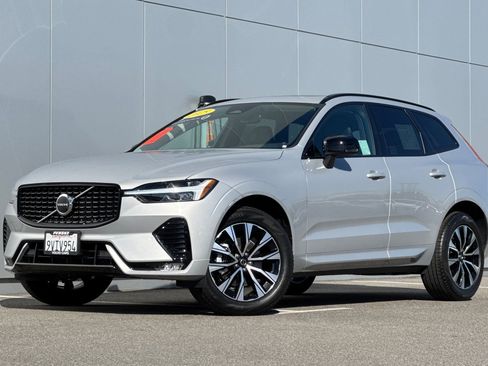 Used 2025 Volvo XC60 B5 Core w/ Protection Package Premier image 1