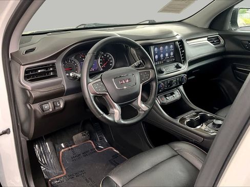 Used 2023 GMC Acadia AT4 w/ Preferred Package AWD/4WD image 17