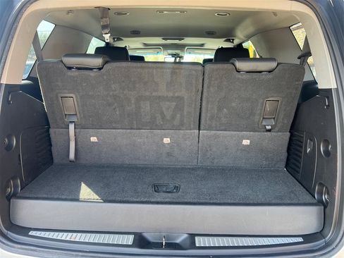 Used 2019 Chevrolet Tahoe LT image 22
