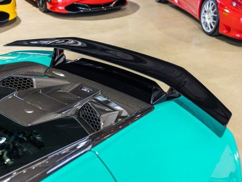 Used 2023 Lamborghini Huracan Tecnica RWD image 17