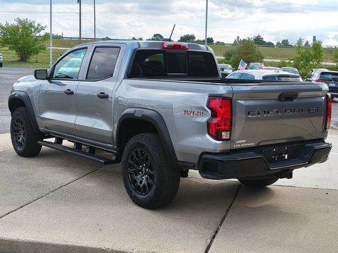 Used 2025 Chevrolet Colorado Trail Boss AWD/4WD image 7
