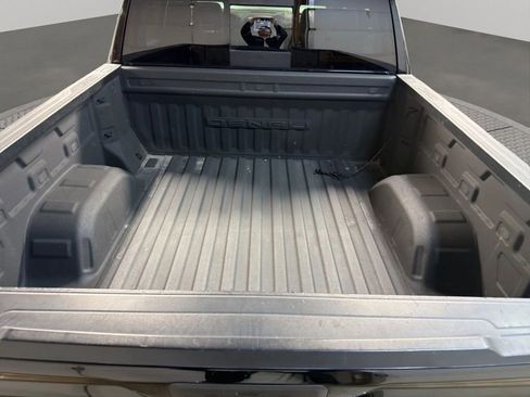 Used 2020 GMC Sierra 1500 Denali w/ Technology Package image 16