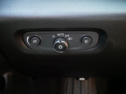 Used 2019 Chevrolet Traverse Premier AWD/4WD image 26