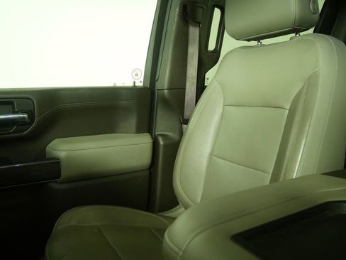 Used 2020 Chevrolet Silverado 2500 LTZ w/ LTZ Plus Package image 11