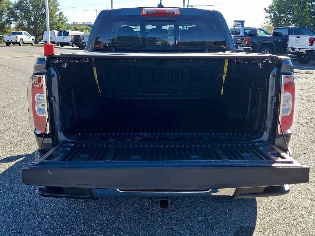 Used 2015 GMC Canyon SLE w/ SLE Convenience Package RWD image 28
