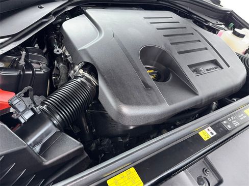 Used 2025 Land Rover Range Rover Sport image 55