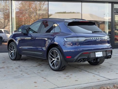 New 2026 Porsche Macan image 3