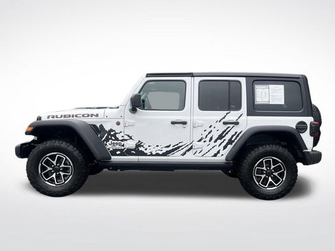 Used 2024 Jeep Wrangler Unlimited Rubicon w/ Technology Group AWD/4WD image 2