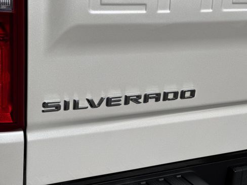 Used 2021 Chevrolet Silverado 1500 High Country w/ Technology Package AWD/4WD image 26