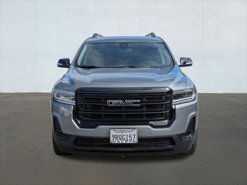 Used 2022 GMC Acadia SLE w/ Driver Convenience Package image 8