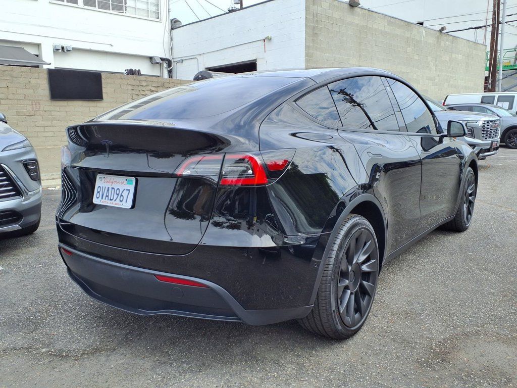 Used 2021 Tesla Model Y 2WD image 24