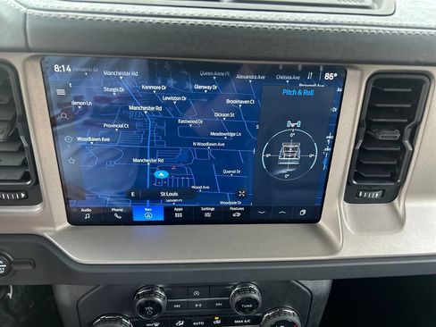 Used 2025 Ford Bronco Outer Banks AWD/4WD image 21