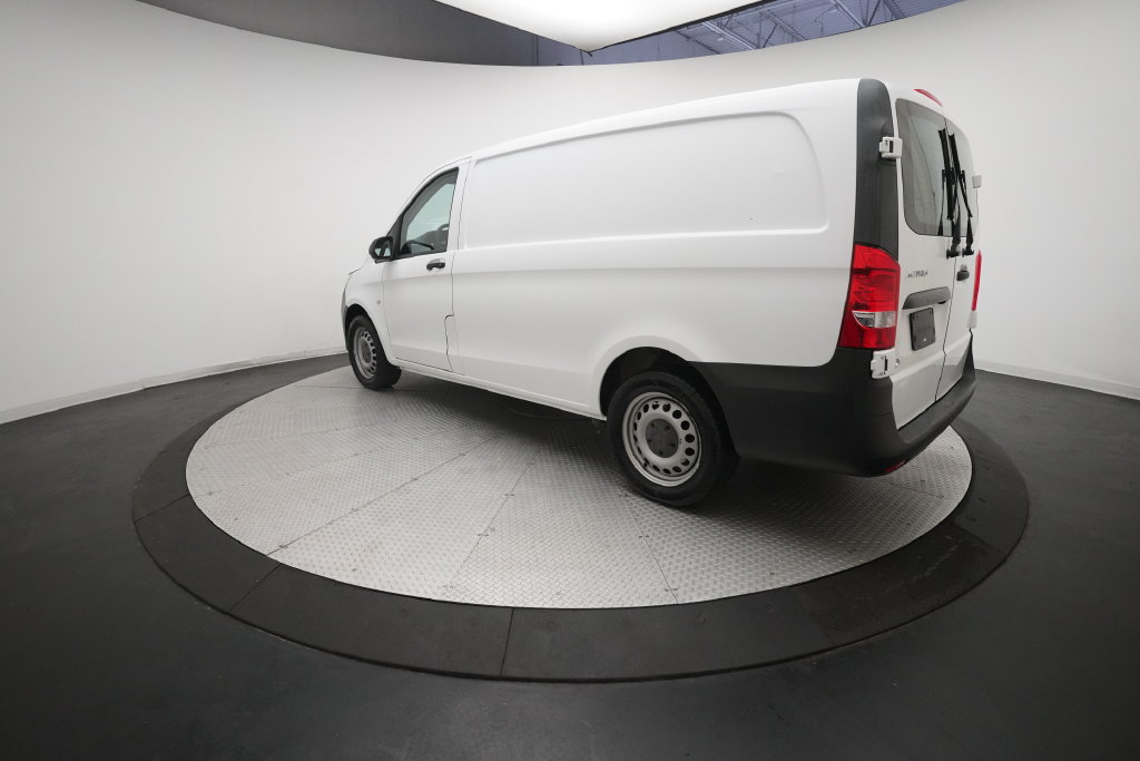 Used 2017 Mercedes-Benz Metris image 27