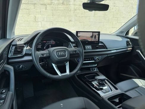 Used 2023 Audi Q5 2.0T Premium Plus w/ Premium Plus Package AWD/4WD image 16
