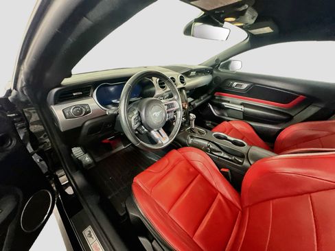Used 2022 Ford Mustang GT Premium w/ Equipment Group 401A RWD image 18