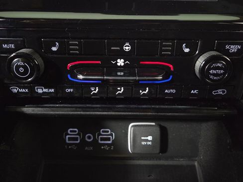 Used 2022 Jeep Grand Cherokee L Altitude image 26