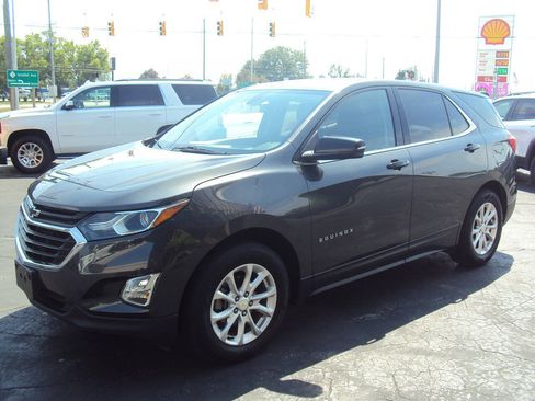 Used 2018 Chevrolet Equinox LT FWD image 3