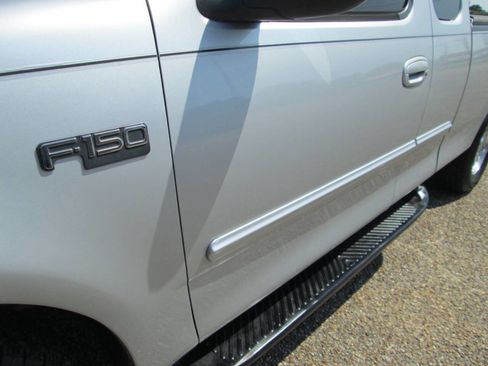 Used 2002 Ford F150 XLT RWD image 7