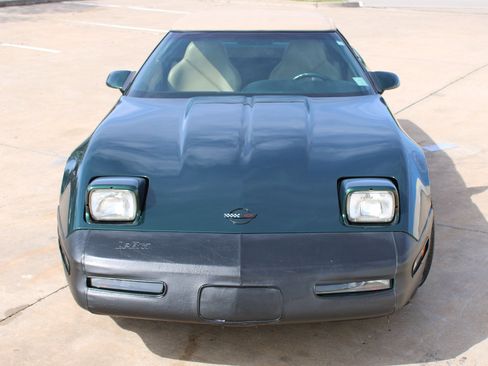 Used 1996 Chevrolet Corvette Convertible RWD image 24