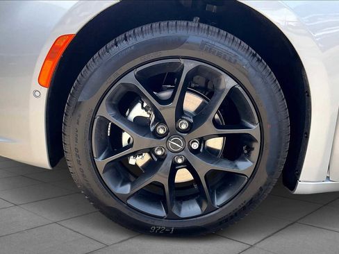 New 2026 Chrysler Pacifica Limited w/ S Appearance Package image 11