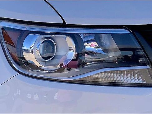 Used 2016 Chevrolet Colorado Z71 image 27