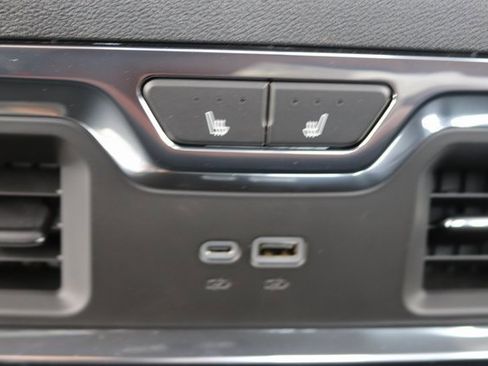 New 2025 GMC Sierra 2500 Denali Ultimate image 14