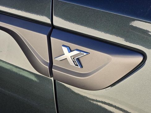 Used 2022 Kia Sorento S image 10