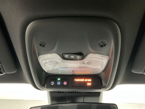 Used 2026 Chevrolet Colorado Trail Boss AWD/4WD image 19