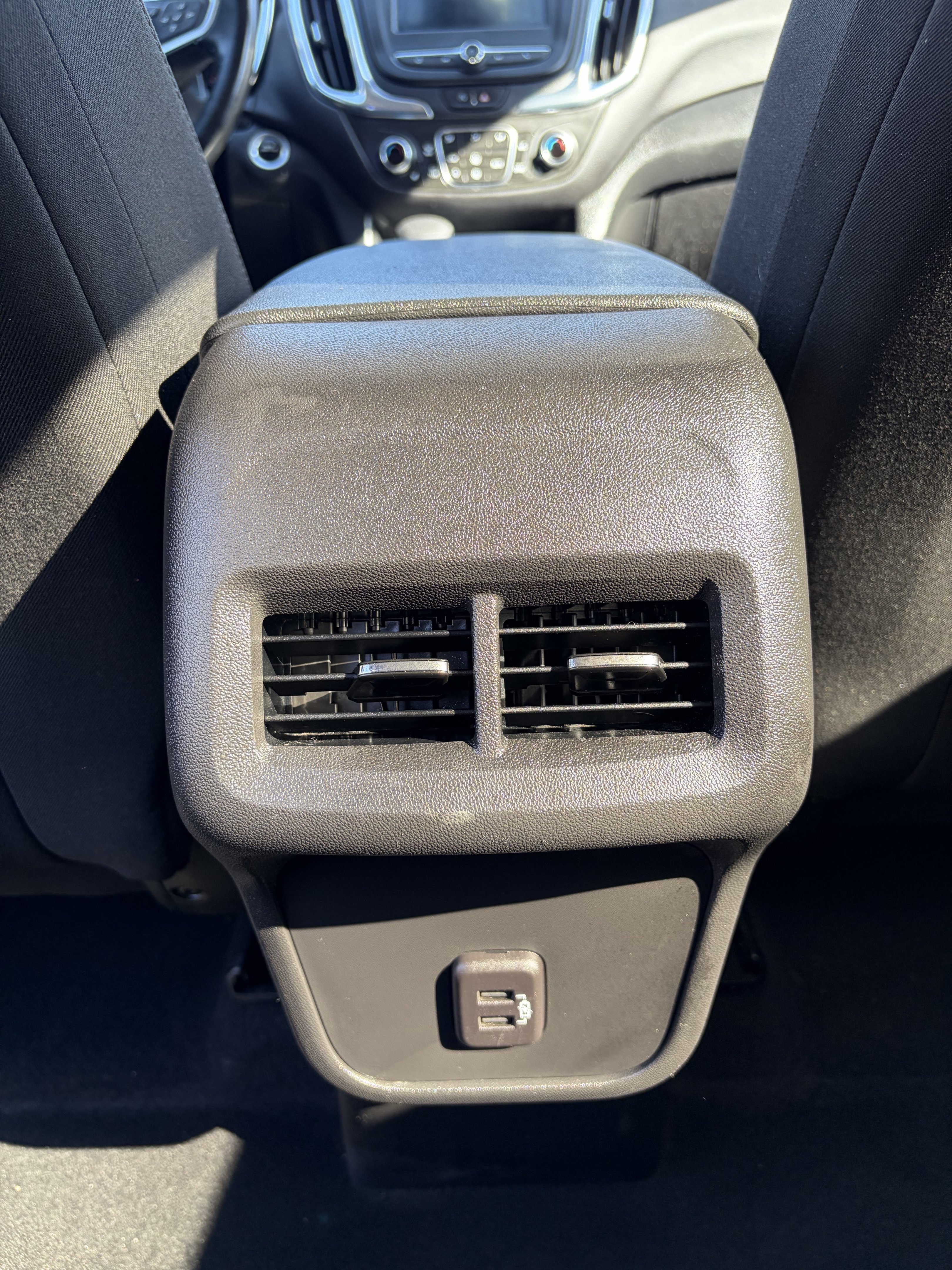 Used 2023 Chevrolet Equinox LT w/ Driver Convenience Package AWD/4WD image 20