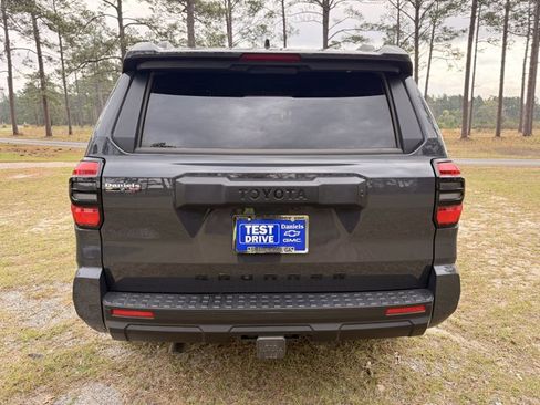 Used 2025 Toyota 4Runner SR5 image 4