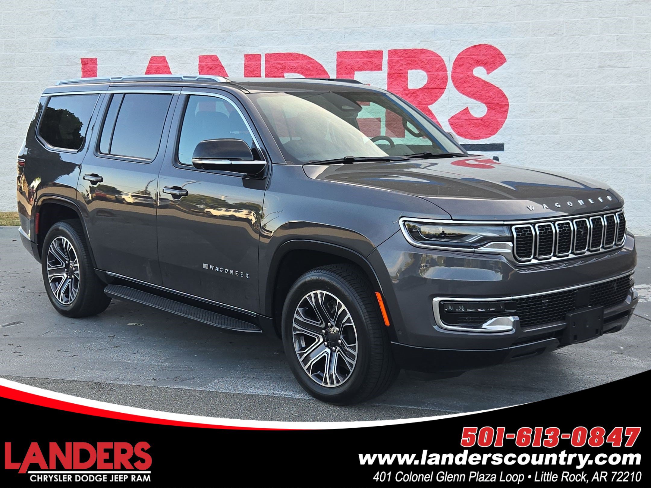 Used 2024 Jeep Wagoneer 4WD w/ Premium Group I image 1
