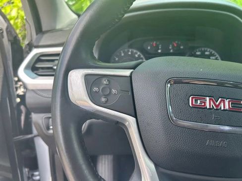 Used 2019 GMC Acadia SLE image 19