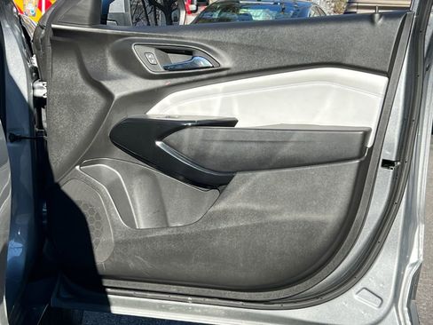 Used 2024 Chevrolet Trax LT image 10