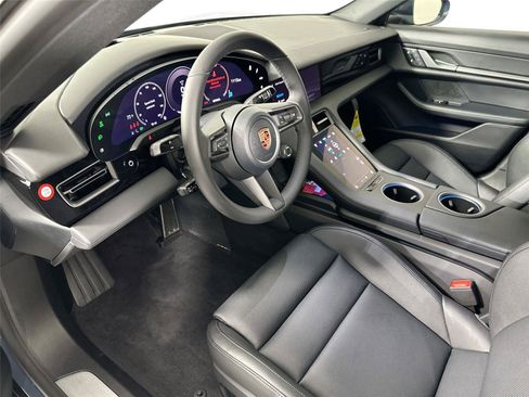 Certified 2026 Porsche Taycan AWD/4WD image 4