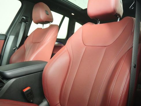 Used 2024 BMW X3 sDrive30i image 9