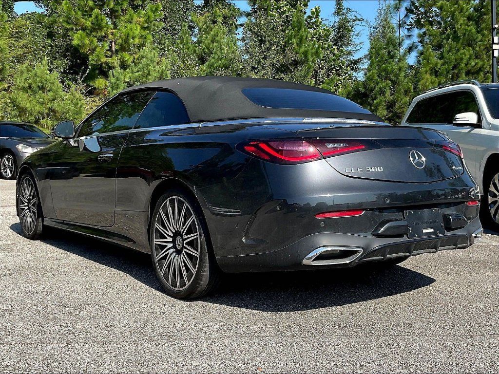 Used 2024 Mercedes-Benz CLE 300 4MATIC Cabriolet image 3