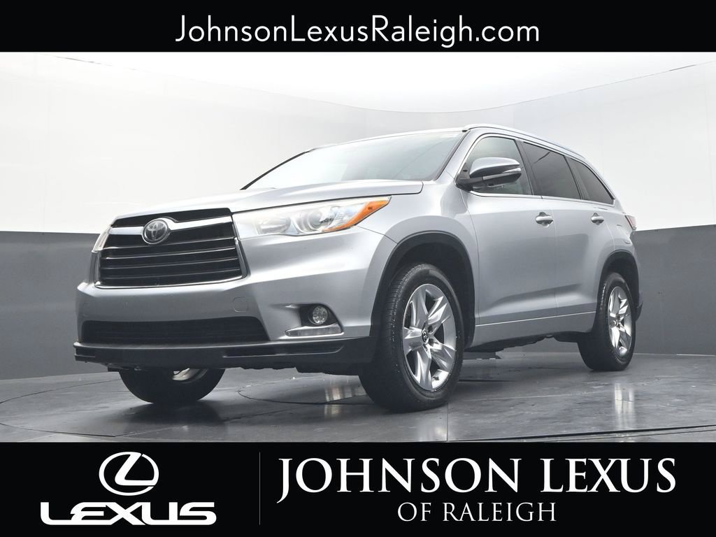 Used 2016 Toyota Highlander Limited Platinum FWD image 16