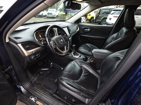 Used 2015 Jeep Cherokee Limited image 20