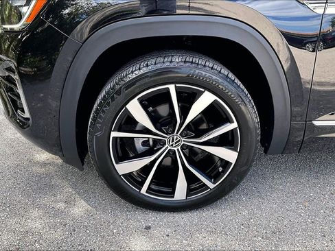 Certified 2024 Volkswagen Atlas SEL Premium R-Line AWD/4WD image 13