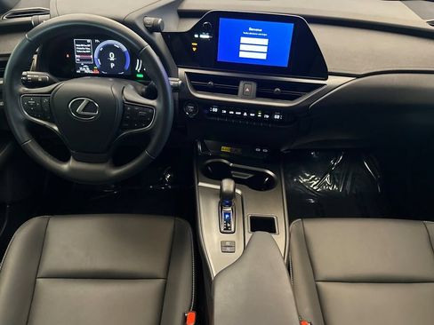 Certified 2025 Lexus UX 300h FWD w/ Accessory Package (Z2) image 13
