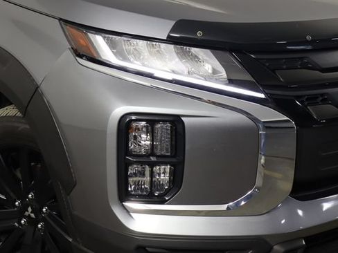 Used 2025 Mitsubishi Outlander Sport AWD image 41