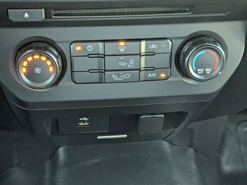 Used 2017 Ford F150 XL w/ Equipment Group 101A Mid image 24