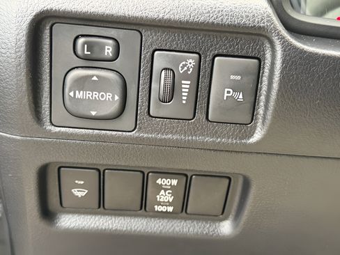 Used 2016 Toyota 4Runner Limited AWD/4WD image 34