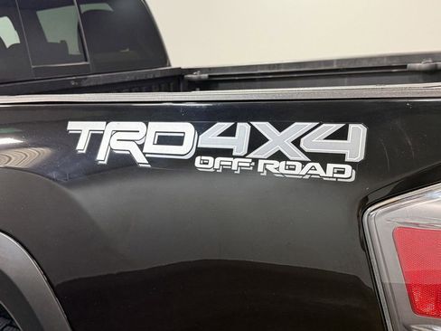 Used 2021 Toyota Tacoma TRD Off-Road w/ Technology Package image 53