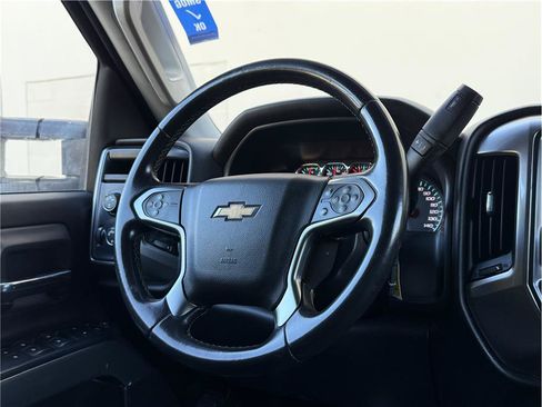 Used 2016 Chevrolet Silverado 2500 LT AWD/4WD image 9