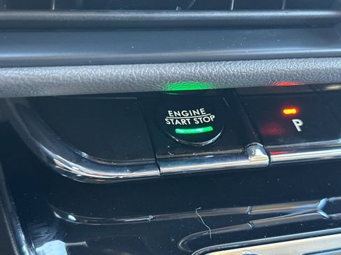 Used 2023 Lincoln Corsair Standard w/ Equipment Group 101A image 26